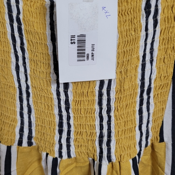 Midi Dress - Flat Price - Picture 5 of 7